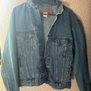 Levi’s Men's Denim Trucker Jacket 100% Cotton